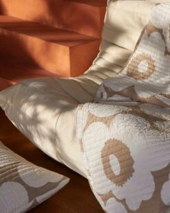 Marimekko Unikko Double Bed Cover, 260 X 260 Cm, Beige - Natural White -Hay Outlet Store 211101 MARIMEKKO 223 HOME 0306
