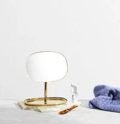 Normann Copenhagen Flip Mirror, Brass -Hay Outlet Store 371999 Normann Copenhagen Flip Mirror Brass 04