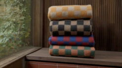 Anno Arkiivi Throw, 130 X 180 Cm, Beige - Orange -Hay Outlet Store Arkiivi villahuopa 130x180 villa anno hires