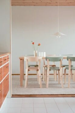 Artek Riihitie Plant Pot B, Small, White Gloss -Hay Outlet Store Artek Tuoli 69 Kori Poyta 83 table Riihitie 4