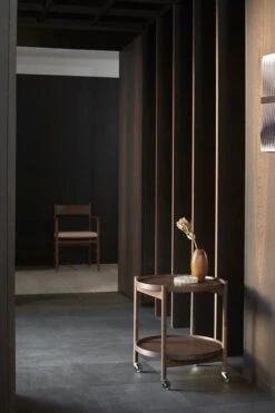 Brdr. Krüger Bølling Tray Table 50 Cm, Oiled Walnut - Clay -Hay Outlet Store BollingTrayTable Earth 3 Photocredit Michael Rygaard