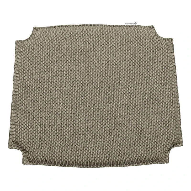 Carl Hansen & Søn CH24 Wishbone Cushion, Re-wool 0218 1 Carl Hansen & Søn CH24 Wishbone Cushion, Re-wool 0218