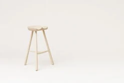 Form & Refine Shoemaker Chair No. 68 Bar Stool, Beech -Hay Outlet Store F R Shoemakerchair 68 beech perspective