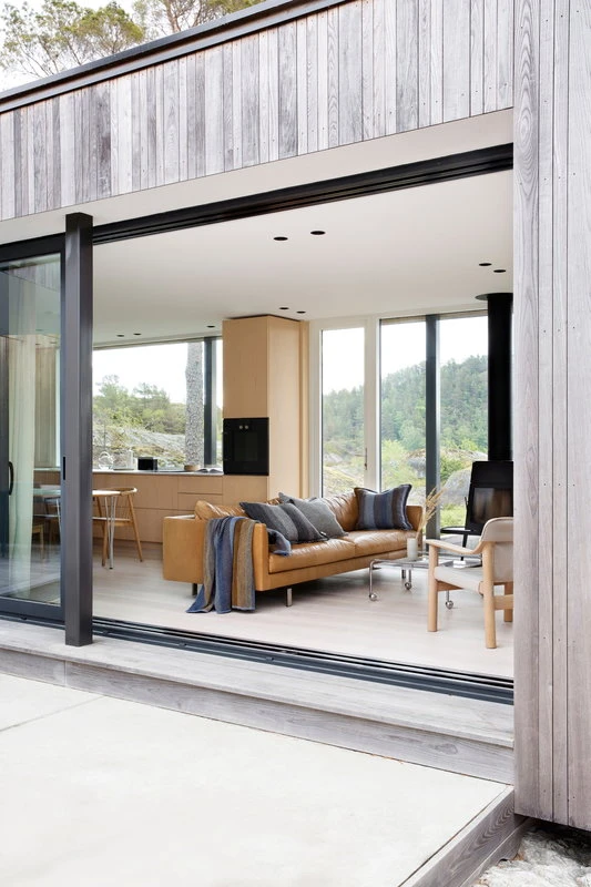 Røros Tweed Fri Cushion, 60 X 60 Cm, November View 4 Røros Tweed Fri Cushion, 60 X 60 Cm, November View - Image 4