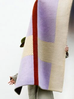 Finarte Ametisti Rug, Beige - Lilac 6 Finarte Ametisti Rug, Beige - Lilac -Hay Outlet Store Finarte Galleria JuslinMaunula Ametisti mood