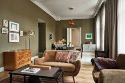 Artek Aalto Tea Trolley 901, All Black -Hay Outlet Store Hotel St George St George suite 2000px