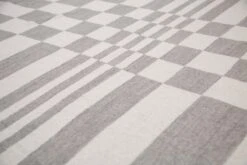 Johanna Gullichsen Gaia Blanket -Hay Outlet Store Johanna Gullichsen Gaia banket surface