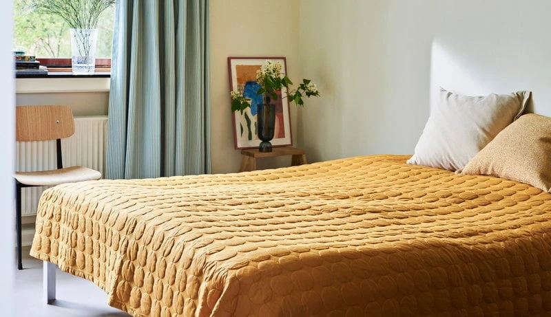 HAY Mega Dot Bed Cover, Mustard 4 HAY Mega Dot Bed Cover, Mustard - Image 4