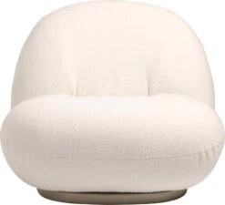 GUBI Pacha Lounge Chair, Swivel Base, Harp 24 - Pearl Gold -Hay Outlet Store Pacha LoungeChair Fixed FullyUpholstered PearlGold GUBI Harp 01 Front
