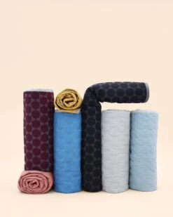 HAY Mega Dot Bed Cover, Light Grey 7 HAY Mega Dot Bed Cover, Light Grey -Hay Outlet Store Polygon catalogue