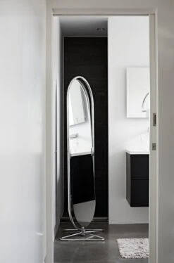 Verpan System 1-2-3 Mirror, Chrome 8 Verpan System 1-2-3 Mirror, Chrome -Hay Outlet Store System 1 2 3 Mirror