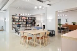 Artek Aalto Tea Trolley 901, All Black -Hay Outlet Store TU 180521 artek office 006 1