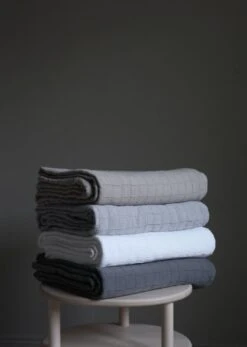 Matri Aava Bed Cover, 200 X 260 Cm, Dark Grey -Hay Outlet Store aava kaikkinelja 1