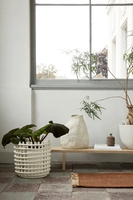 Ferm LIVING Ceramic Basket, XL, Off-white 2 Ferm LIVING Ceramic Basket, XL, Off-white - Image 2
